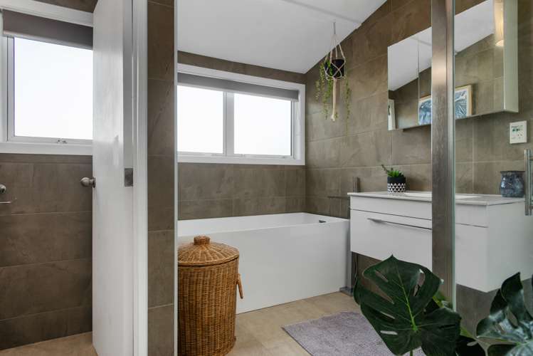 26 Dunton Drive Welcome Bay_9