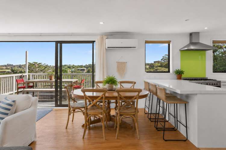 64 Jellicoe Parade Surfdale_3