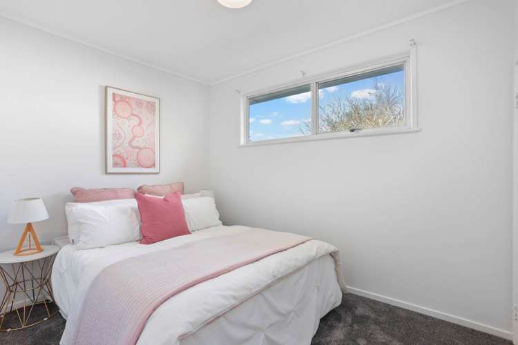 15 Karo Place Glendene_11