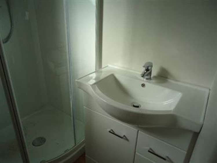 4/402 Gloucester Street Linwood_7