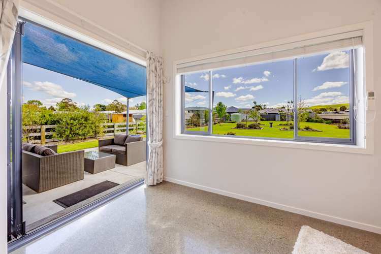 8 White Road Otane_6