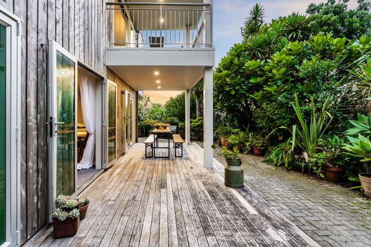 2 Berridge Road Muriwai_27