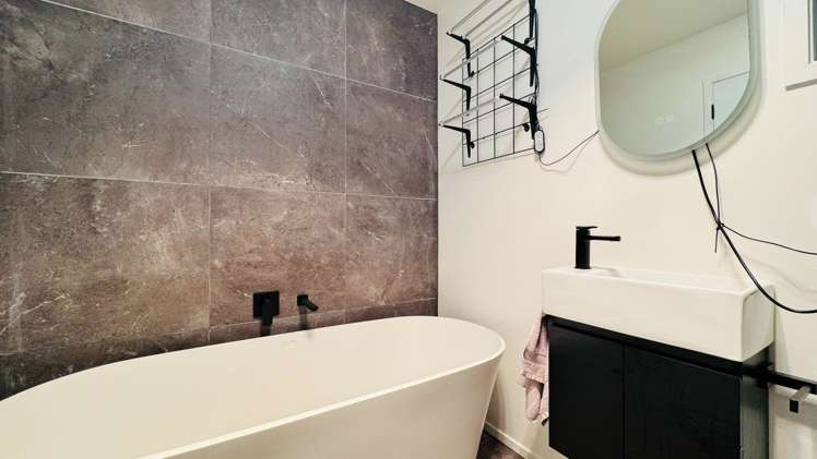 22A Dawnhaven Drive Te Atatu Peninsula_18