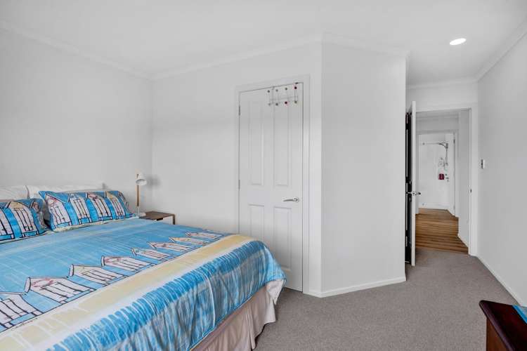 12 Beach Road Urenui_15