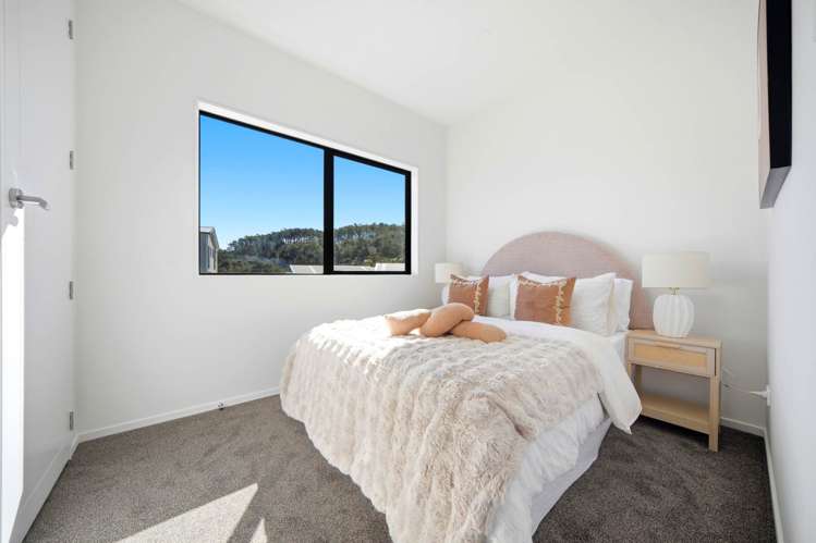 2 Waka Street Albany_17