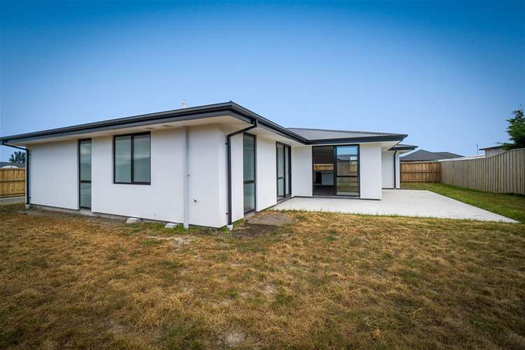 15 Silverstone Loop Rolleston_19