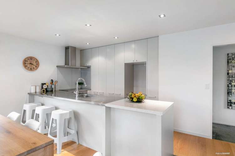 1/19 Channel View Road Campbells Bay_5