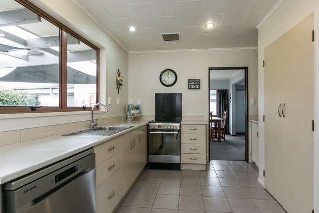 4 Laurent Place Greenmeadows_1