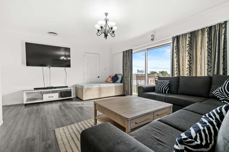 19 Halberg Street_2