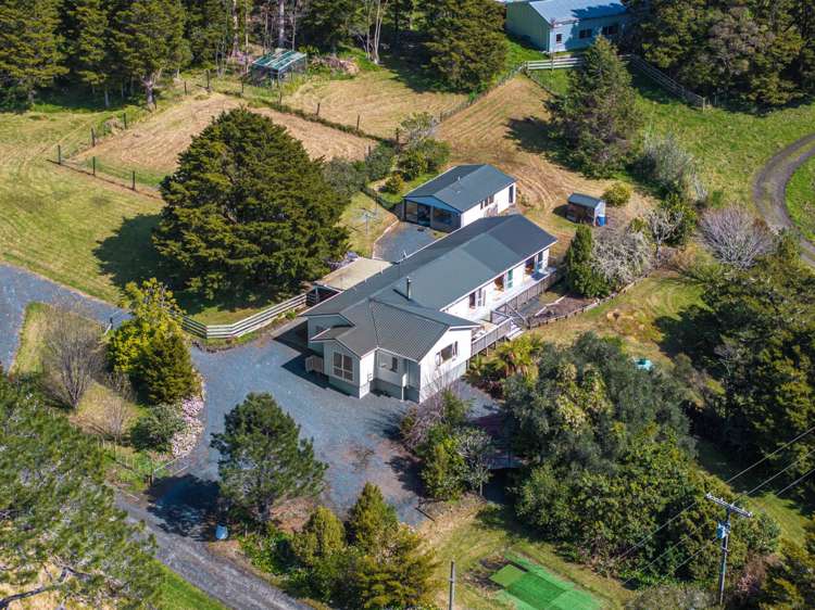 608 West Coast Road Makarau_39