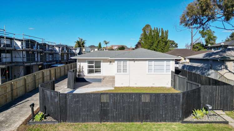 64A Mclean Avenue Papatoetoe_7