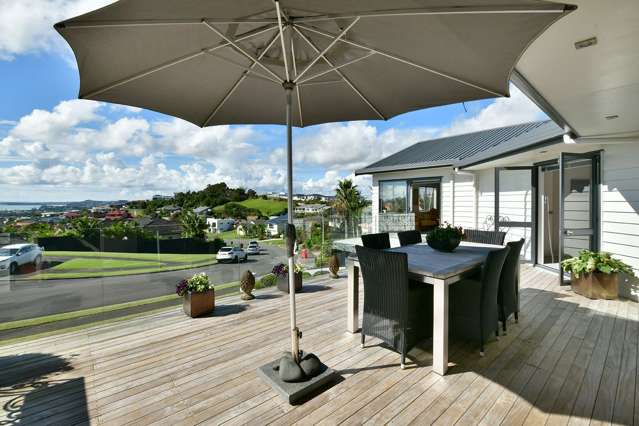 119 Waldorf Crescent Orewa_4