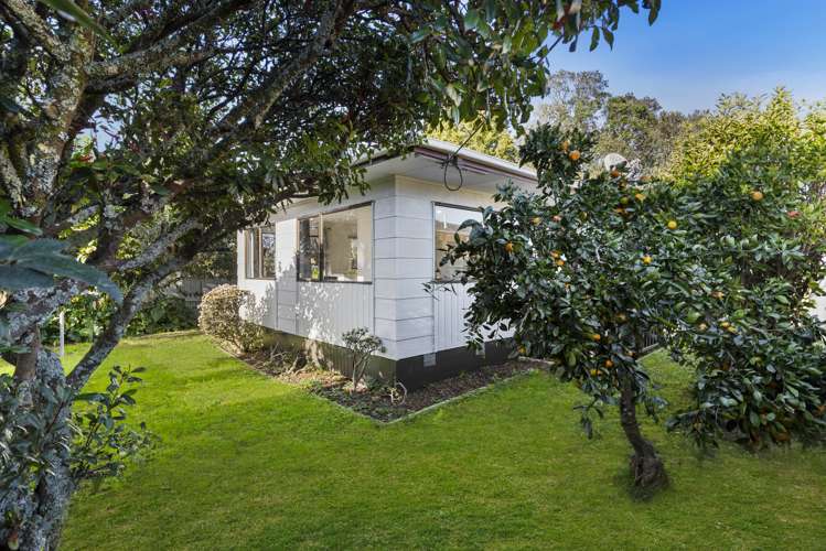 2/128a Bruce Mclaren Road Henderson_12