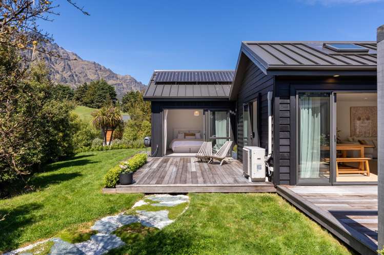 10 Pendeen Crescent Jacks Point_10