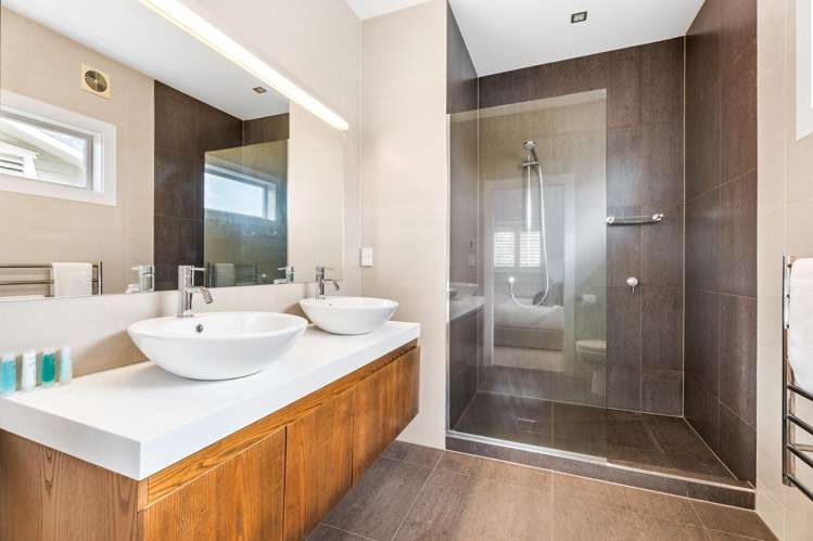 28 Warwick Avenue Westmere_13