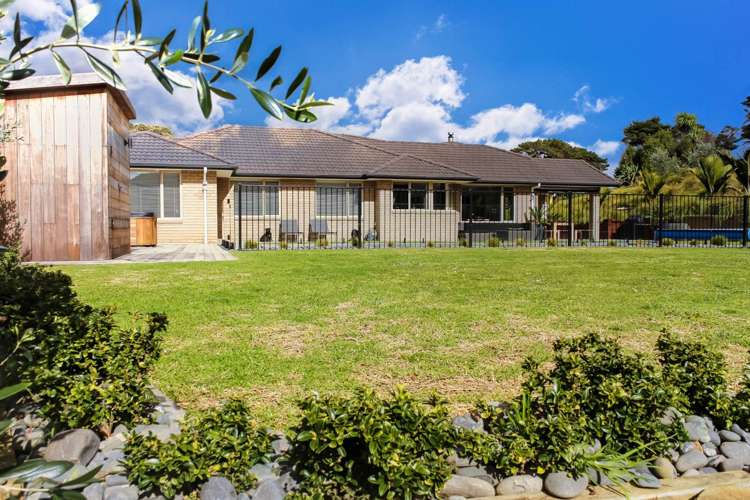 90 Taiapa Road Muriwai_15