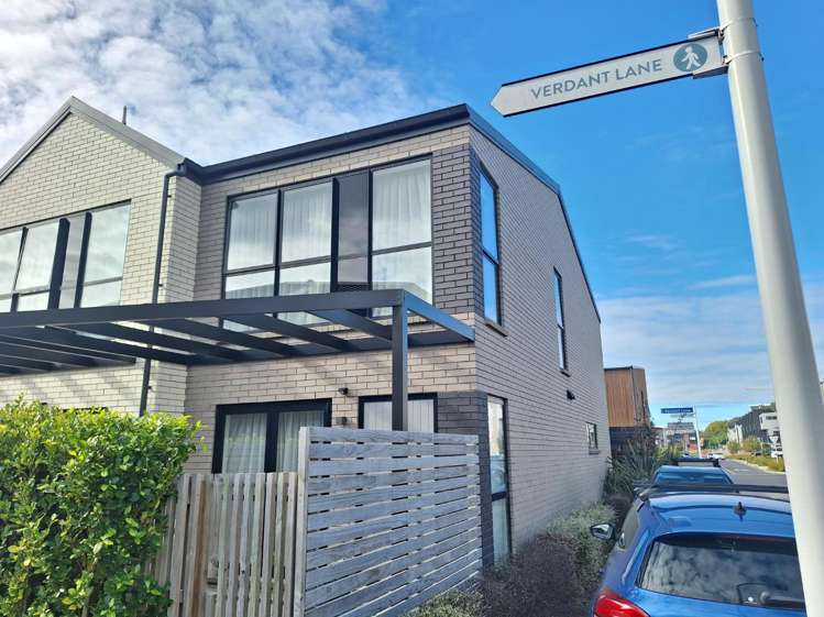 1 Verdant Lane Mount Wellington_0