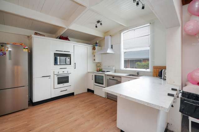 83 Robertson Street Richmond_2