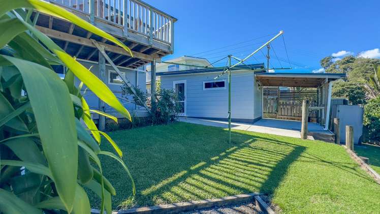 10 Eames Crescent Thames_20