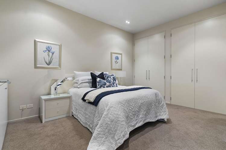 PB/7 The Promenade Takapuna_21