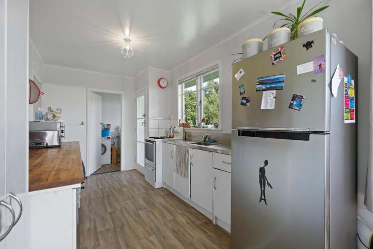 11 Ropata Street Inner Kaiti_2
