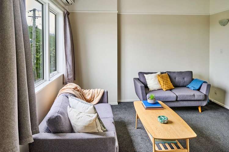 2 Tarawera Road Johnsonville_3