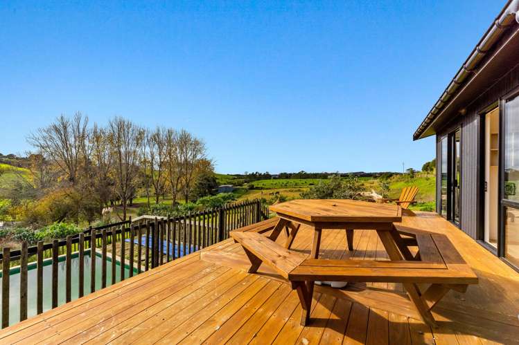 2 Craig Road Pollok_33