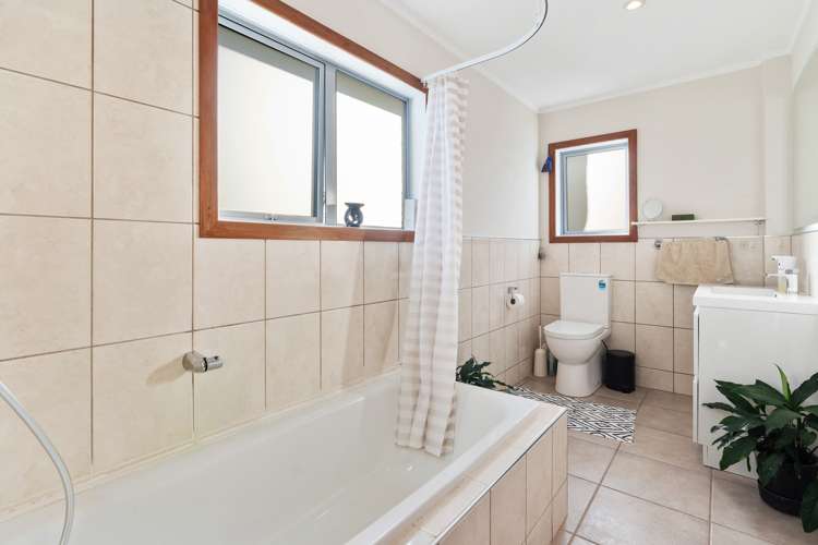 15 Punga Grove Avenue Riverside_14