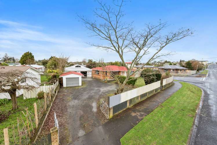 1 Greta Street Glenview_17