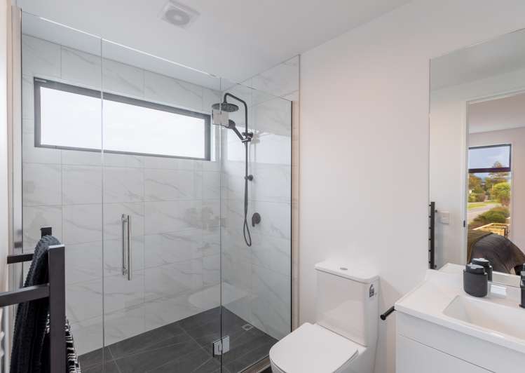 10/206 Geraldine Street Edgeware_6