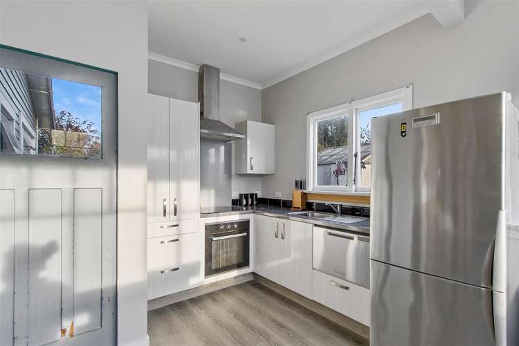 96 Shearman Street Waimate_1