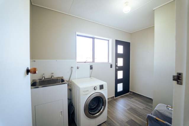 243 Flaxmere Avenue Flaxmere_4