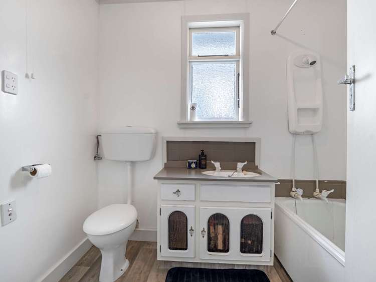 35 Cross street Allenton Ashburton_16