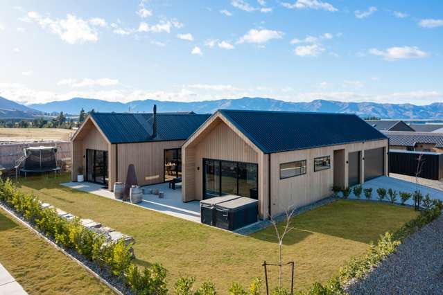 14 Hawkdun Place Wanaka_1