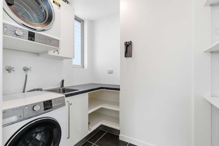 3/22 The Crescent Roseneath_18