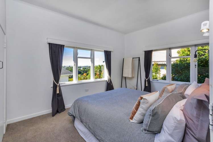 727 East Coast Road Browns Bay_19