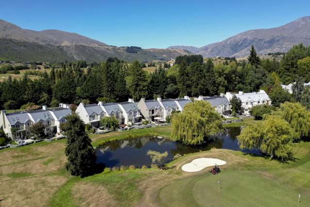 10 Fox's Rush Millbrook Resort_1