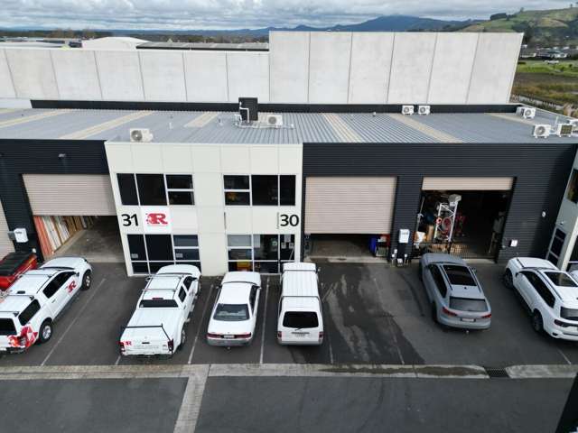 New 5-year lease, national tenant