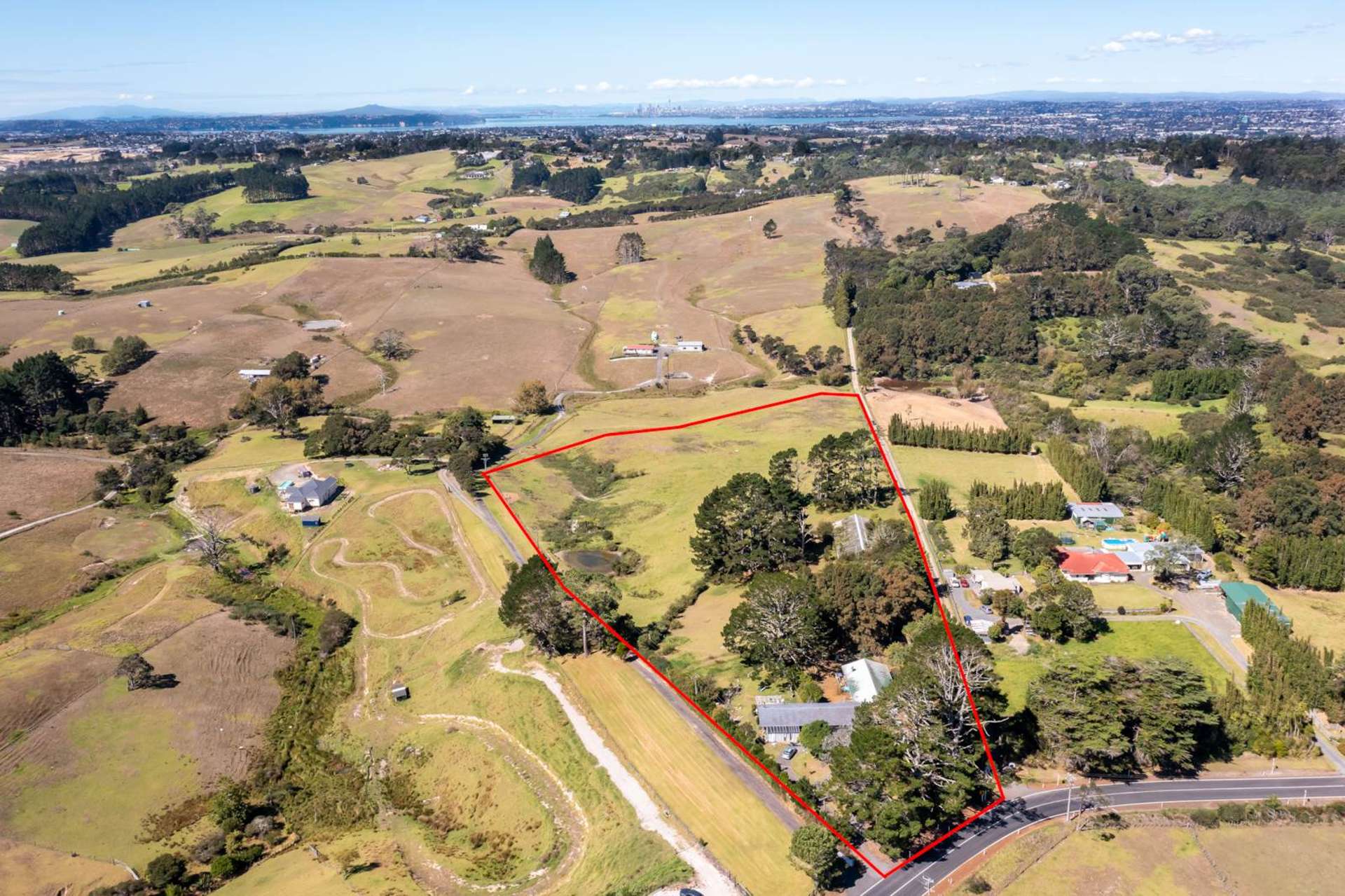 53 Amreins Road Waitakere_0