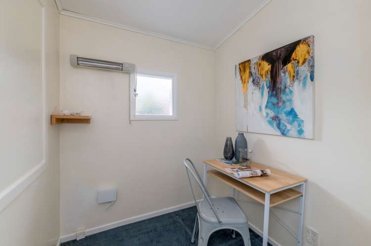 2 Barclay Grove Hokio Beach_9