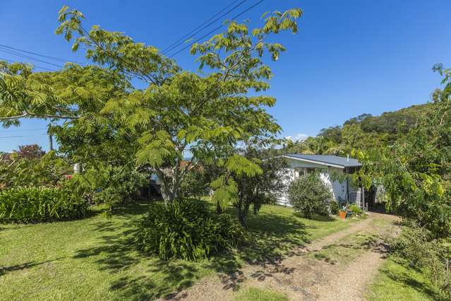 13 Tahatai Road Oneroa_2