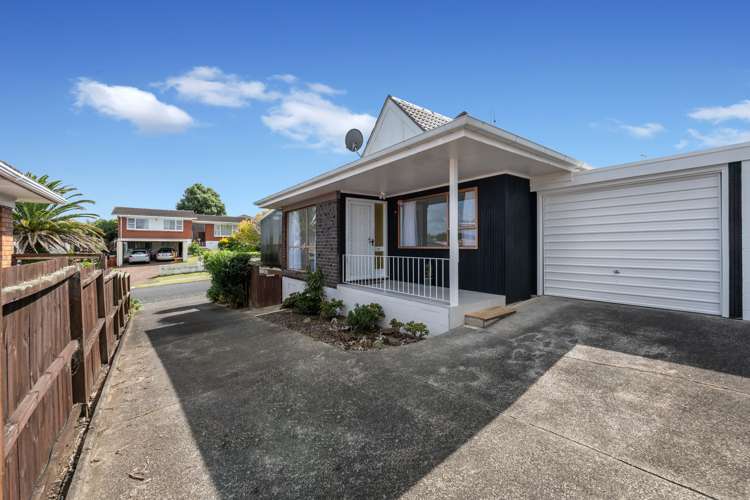 1/16 Archmillen Avenue Pakuranga Heights_6