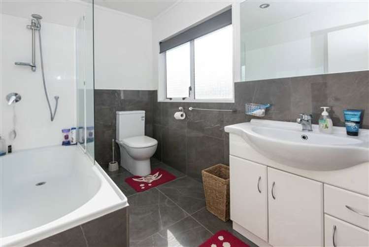 13d Collie Street Hillpark_11