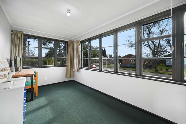 6 Sare Crescent Fairfield_11