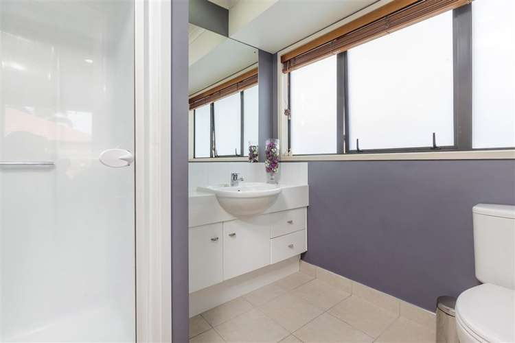 12 Moss Crescent Takanini_21