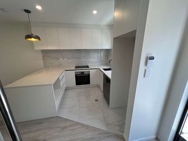 8/13 Grove Lane Pakuranga_3