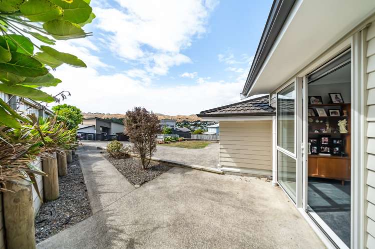 103 Te Puia Drive Aotea_25