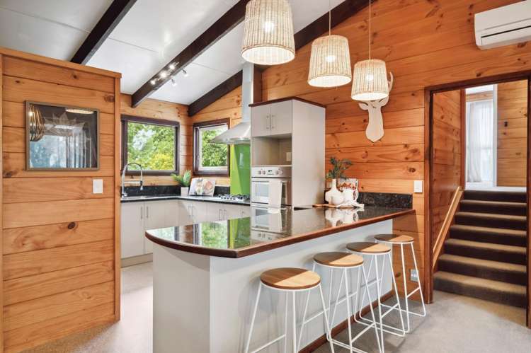 44 Grand Vue Road Kawaha Point_5