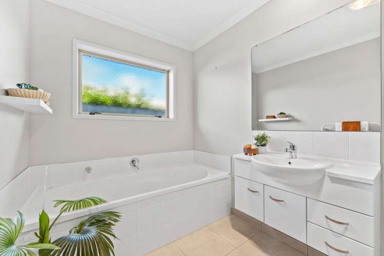6 Ngatiti Place One Tree Point_20