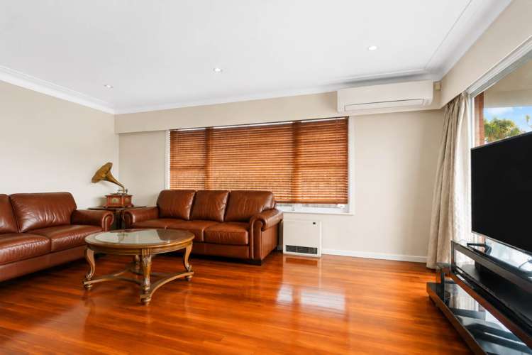70 Woolfield Road_1